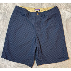 Pantagonia Men's Wavefarer Shorts Size 33 Gorpcore Costal Preppy Minimalist Tech